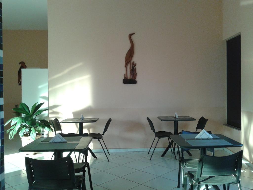Hotel Veredas Três Lagoas エクステリア 写真