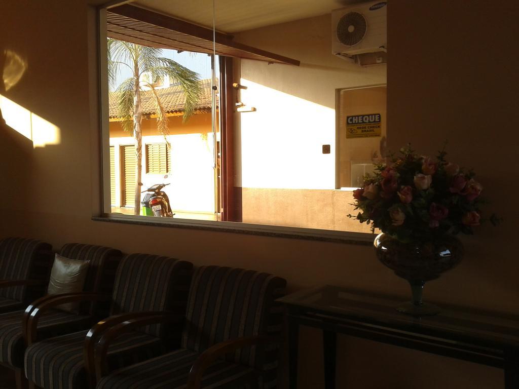 Hotel Veredas Três Lagoas エクステリア 写真