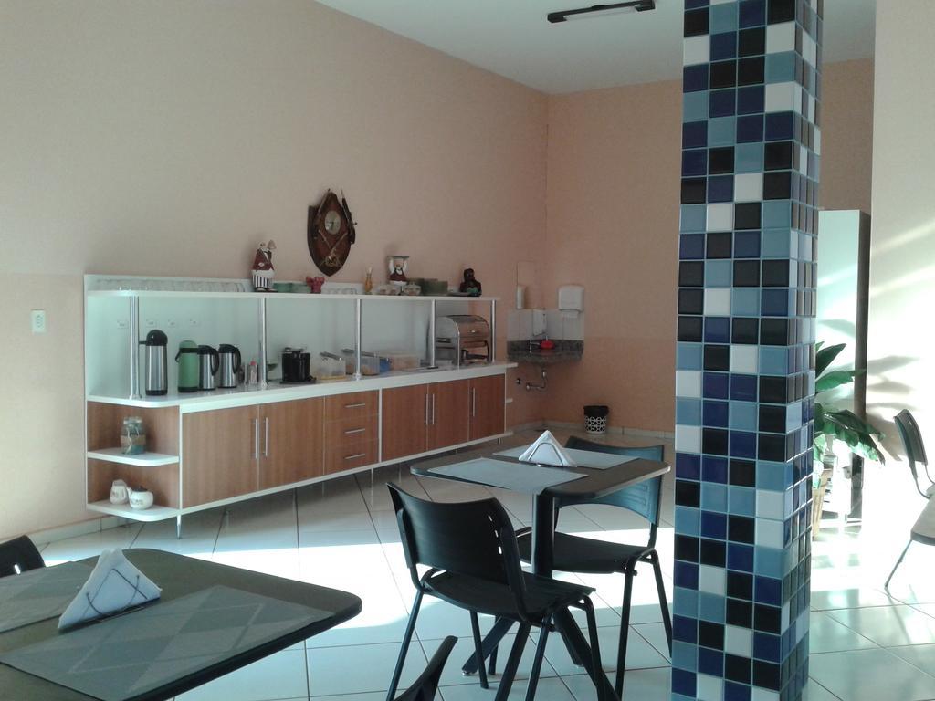 Hotel Veredas Três Lagoas エクステリア 写真